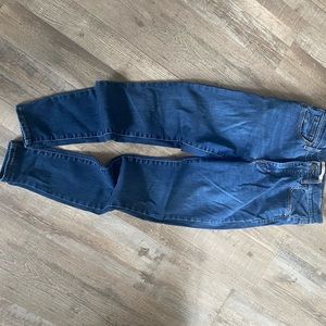 Levi skinny jeans